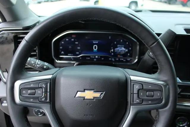 2024 Chevrolet Silverado 1500 4WD Crew Cab Short Bed LT with 2FL