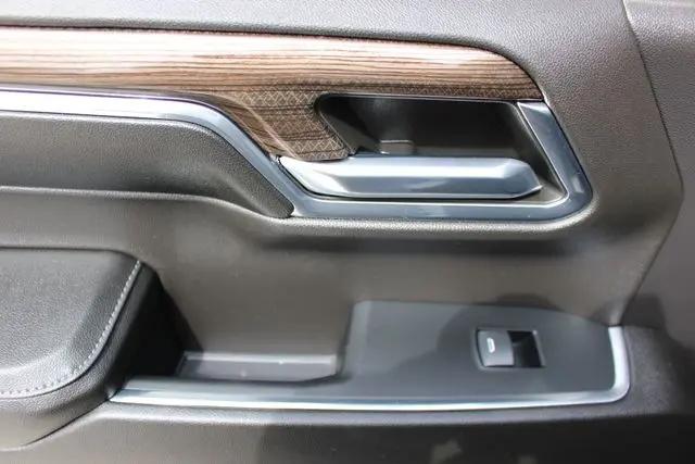 2024 Chevrolet Silverado 1500 4WD Crew Cab Short Bed LT with 2FL