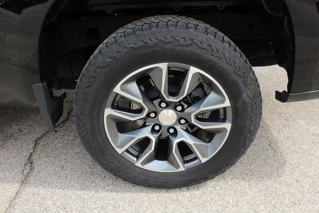 2024 Chevrolet Silverado 1500 4WD Crew Cab Short Bed LT with 2FL