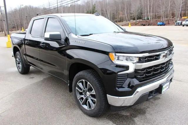 2024 Chevrolet Silverado 1500 4WD Crew Cab Short Bed LT with 2FL
