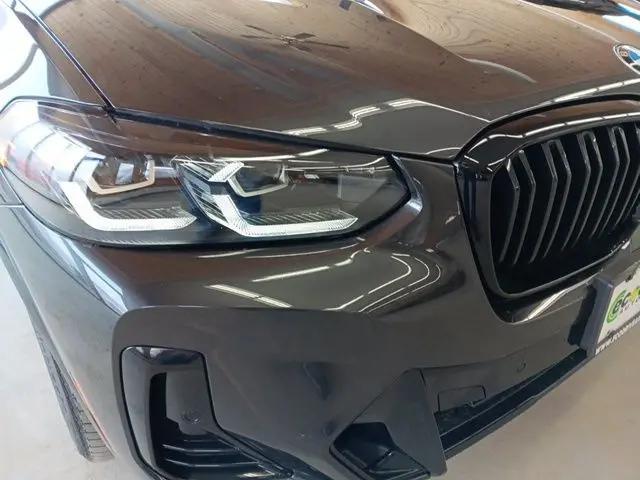 2023 BMW X4 M40i