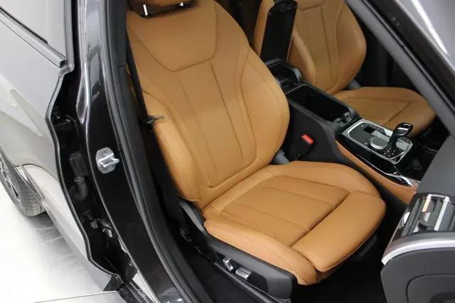 2023 BMW X4 M40i