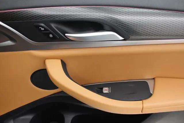 2023 BMW X4 M40i