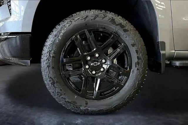 2026 Chevrolet Silverado 1500 4WD Crew Cab Short Bed LT Trail Boss