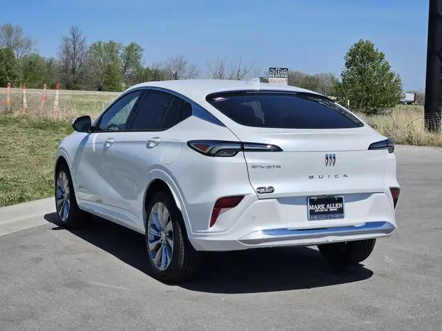 2026 Buick NV Avenir FWD