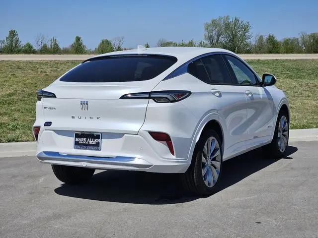 2026 Buick NV Avenir FWD
