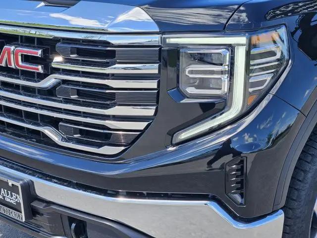 2026 GMC Sierra 1500 Crew Cab, Short Bed, SLT, 4WD