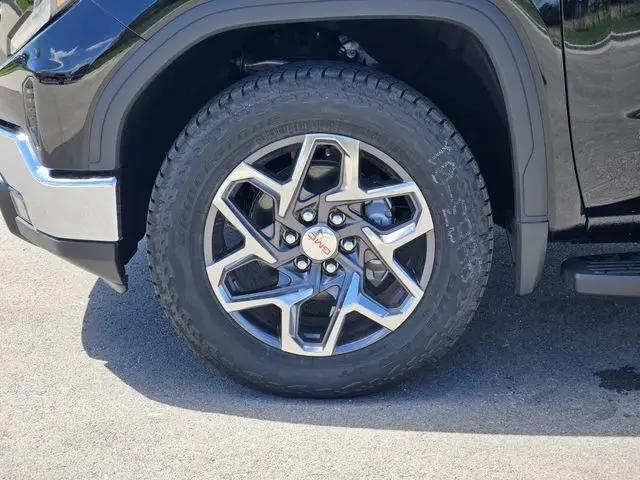 2026 GMC Sierra 1500 Crew Cab, Short Bed, SLT, 4WD
