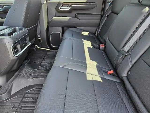 2026 GMC Sierra 1500 Crew Cab, Short Bed, SLT, 4WD