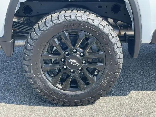 2026 Chevrolet Silverado 2500HD Crew Cab, Standard Bed, LT, 4WD