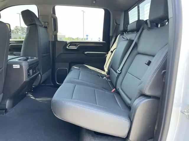 2026 Chevrolet Silverado 2500HD Crew Cab, Standard Bed, LT, 4WD