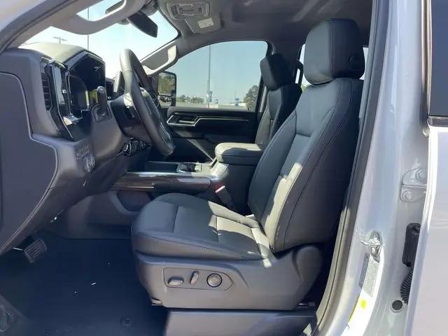 2026 Chevrolet Silverado 2500HD Crew Cab, Standard Bed, LT, 4WD
