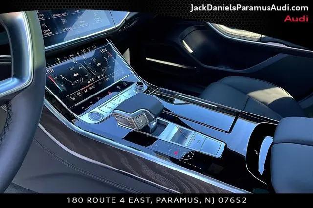 2026 Audi A8 55 TFSI quattro Tiptronic