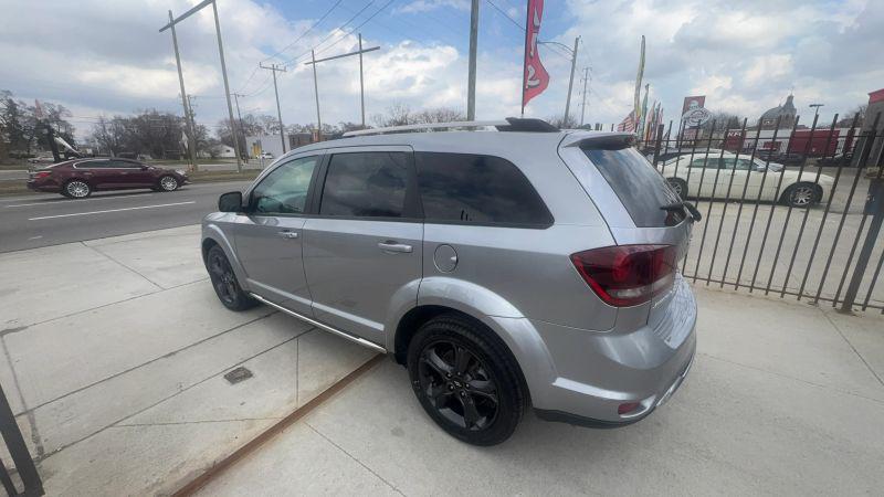 2020 Dodge Journey Crossroad