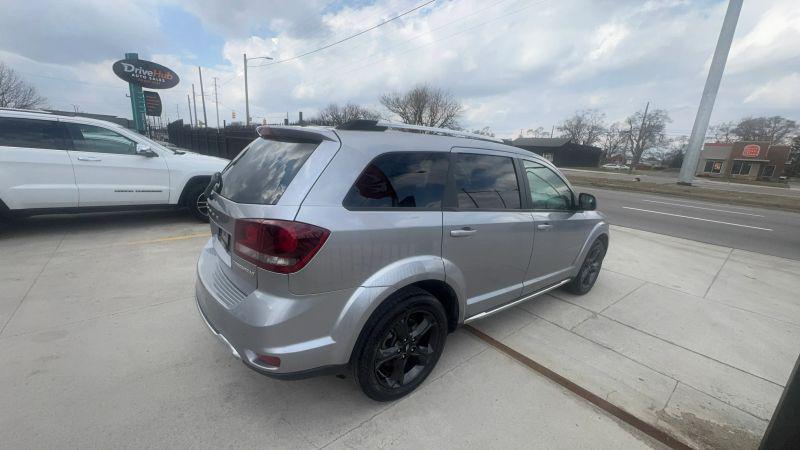 2020 Dodge Journey Crossroad