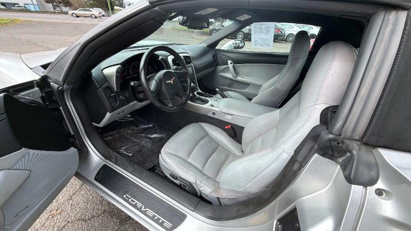 2005 Chevrolet Corvette Base