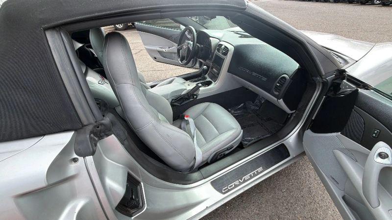 2005 Chevrolet Corvette Base