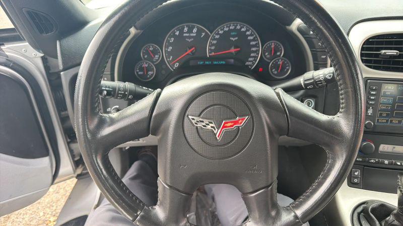 2005 Chevrolet Corvette Base