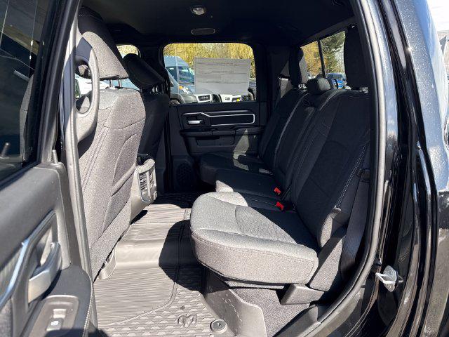 2026 Ram 3500 Big Horn Crew Cab 4x4 8 Box