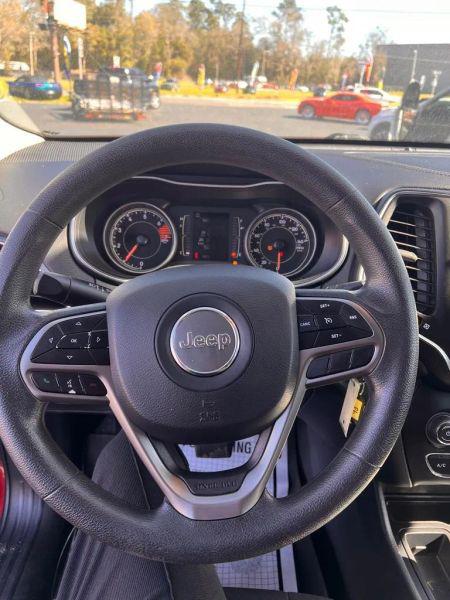 2019 Jeep Cherokee Latitude FWD