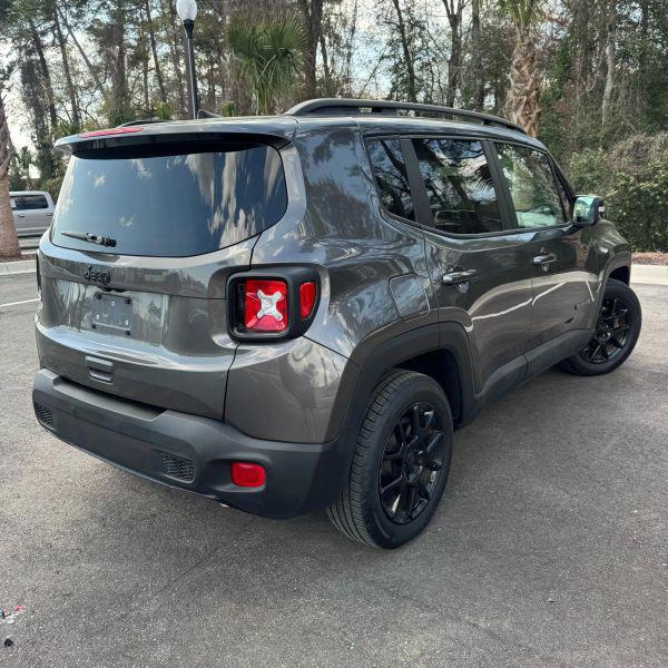 2020 Jeep Renegade Altitude FWD