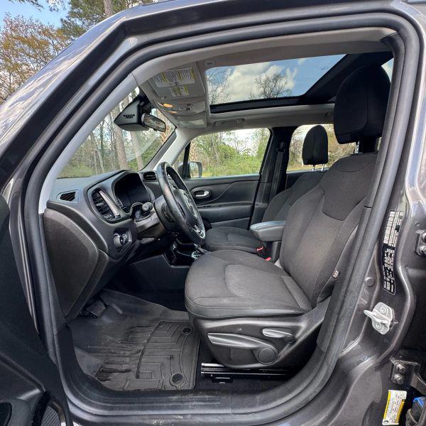 2020 Jeep Renegade Altitude FWD