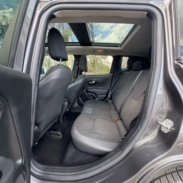 2020 Jeep Renegade Altitude FWD
