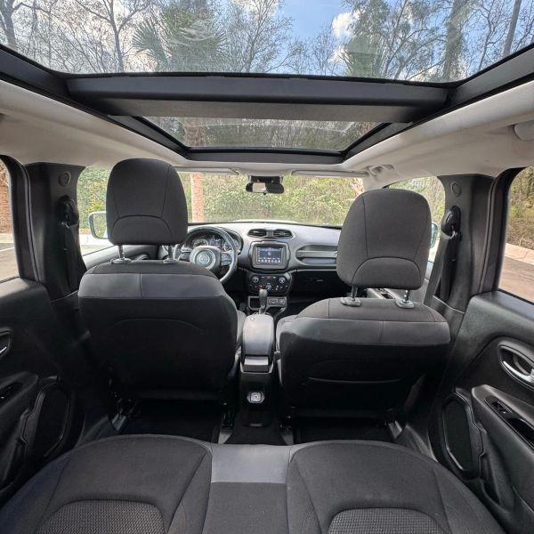 2020 Jeep Renegade Altitude FWD