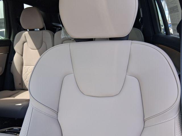 2026 Volvo XC90 Plus, B6 AWD Gas (mild hybrid), Gasoline, Bright, 7 Seats