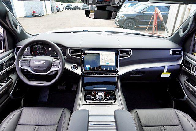 2026 Jeep Grand Wagoneer Limited Reserve 4x4