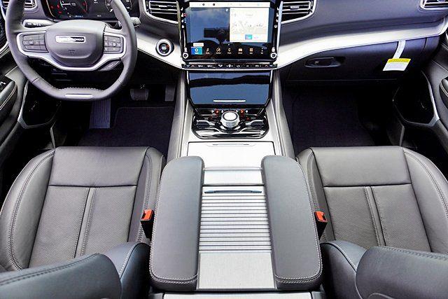 2026 Jeep Grand Wagoneer Limited Reserve 4x4