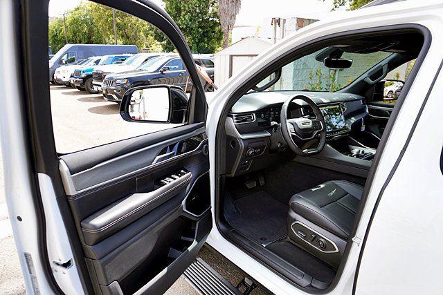 2026 Jeep Grand Wagoneer Limited Reserve 4x4