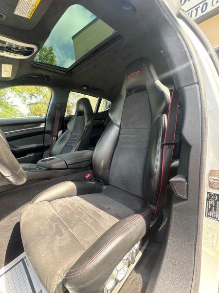 2016 Porsche Panamera GTS