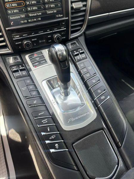 2016 Porsche Panamera GTS