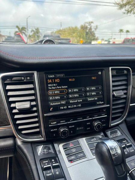 2016 Porsche Panamera GTS
