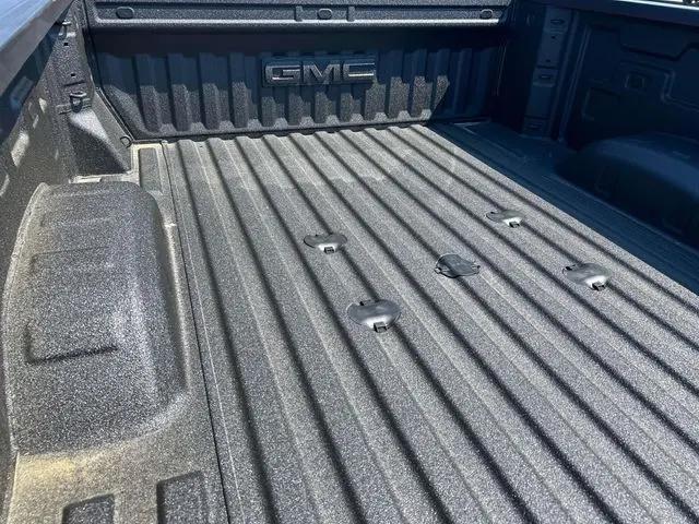 2026 GMC Sierra 2500HD Crew Cab, Standard Bed, AT4X, 4WD