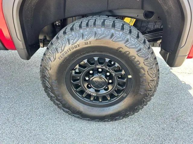 2026 GMC Sierra 2500HD Crew Cab, Standard Bed, AT4X, 4WD