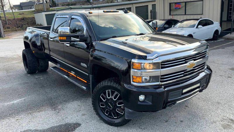2015 Chevrolet Silverado 3500HD High Country