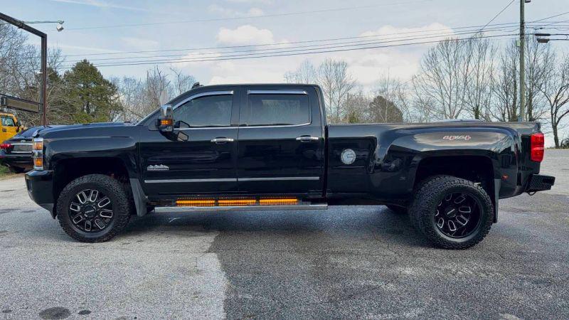 2015 Chevrolet Silverado 3500HD High Country