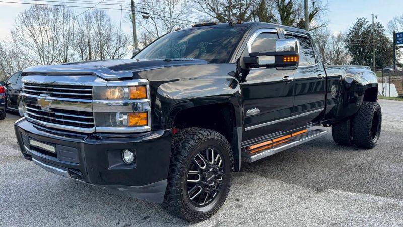 2015 Chevrolet Silverado 3500HD High Country