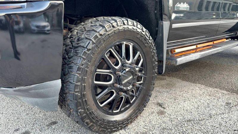 2015 Chevrolet Silverado 3500HD High Country