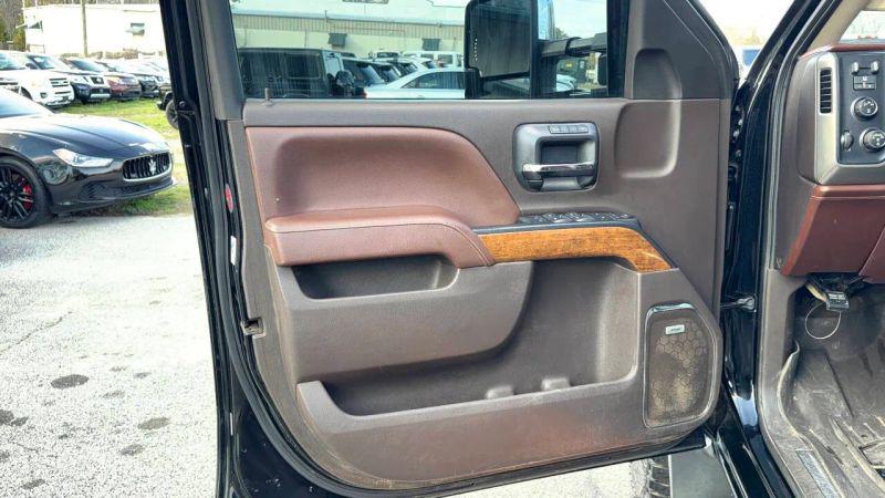 2015 Chevrolet Silverado 3500HD High Country
