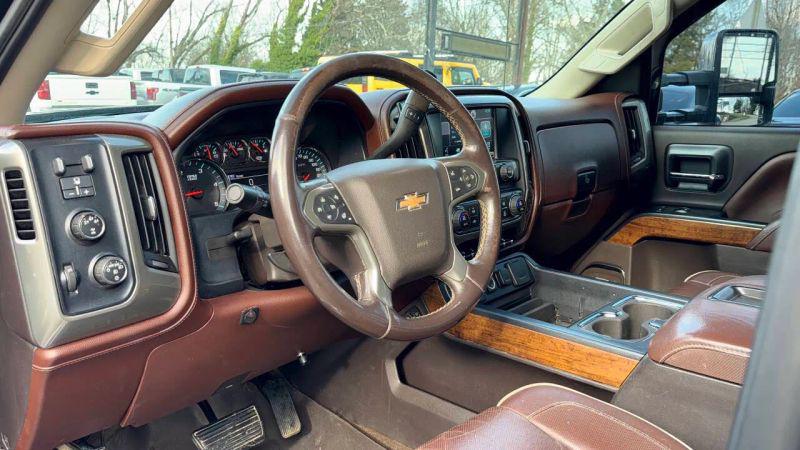 2015 Chevrolet Silverado 3500HD High Country