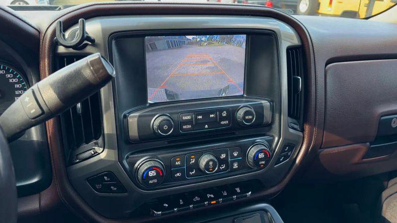 2015 Chevrolet Silverado 3500HD High Country