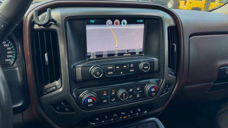 2015 Chevrolet Silverado 3500HD High Country