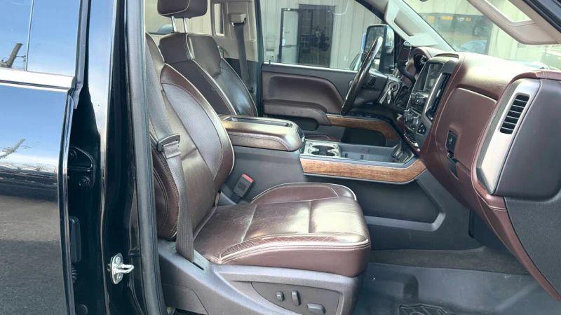 2015 Chevrolet Silverado 3500HD High Country