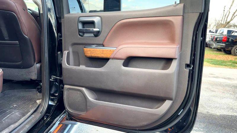 2015 Chevrolet Silverado 3500HD High Country
