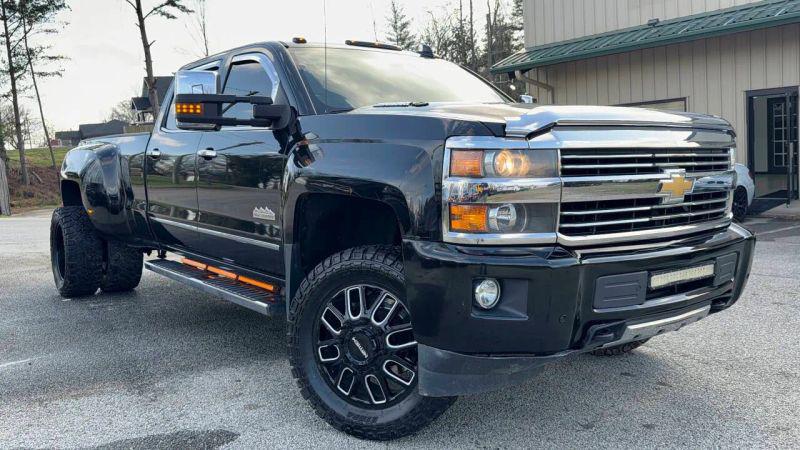 2015 Chevrolet Silverado 3500HD High Country