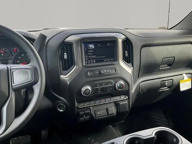 2026 GMC Sierra 1500 Crew Cab, Short Bed, Pro, 4WD
