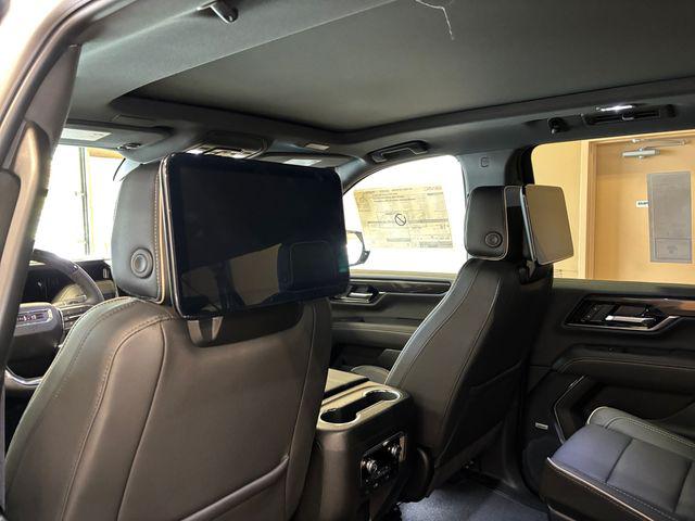 2026 GMC Yukon XL 4WD Elevation